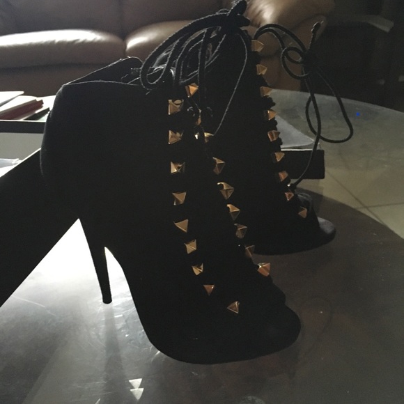 Giuseppe Zanotti 38.5 - Picture 2 of 5